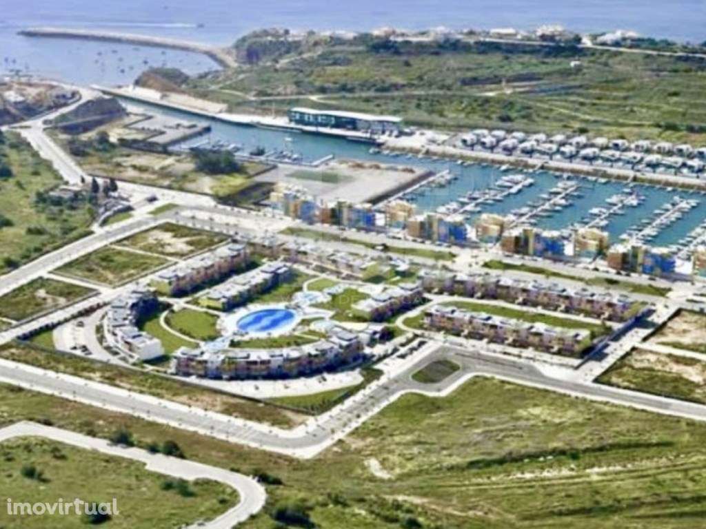 Lugar de Estacionamento - MARINA DE ALBUFEIRA - ALBUFEIRA - Grande imagem: 2/22