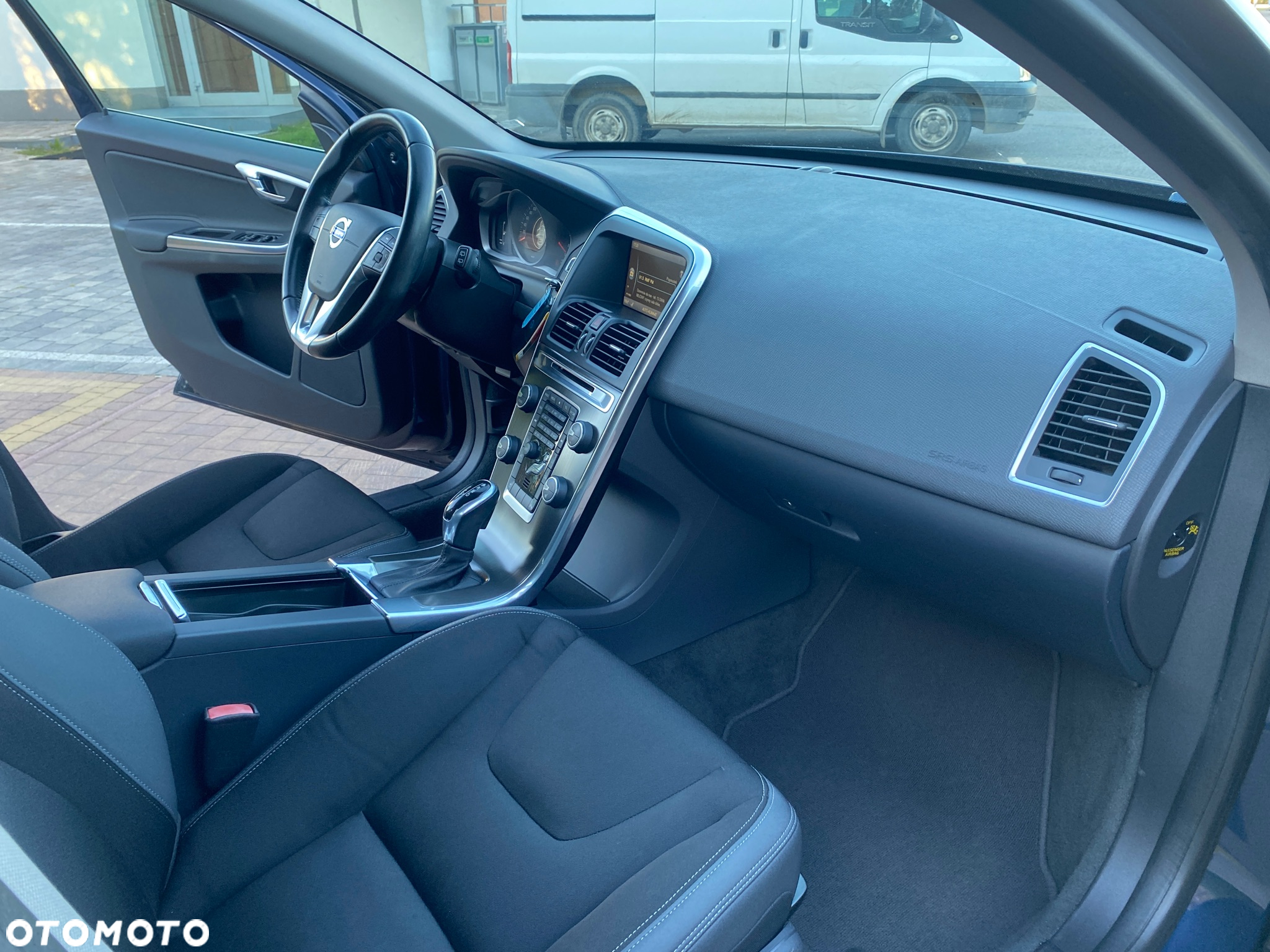 Volvo XC 60 D4 Geartronic Momentum - 31