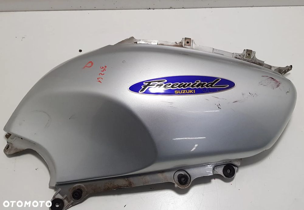 SUZUKI XF 650 Freewind Bok boczek czacha Prawa Prawy - 1