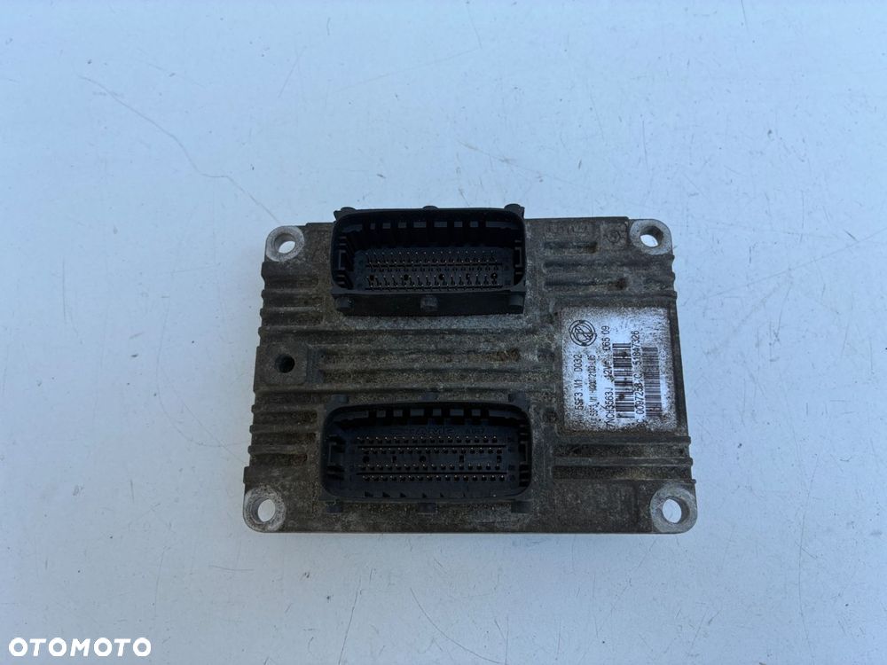 FIAT 1.2 KOMPUTER  STEROWNIK  SILNIKA ECU 5SF3M1D032 - 1