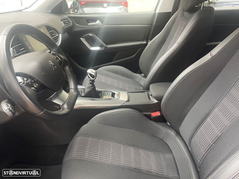Peugeot 308 1.5 BlueHDi Allure Pack - 14