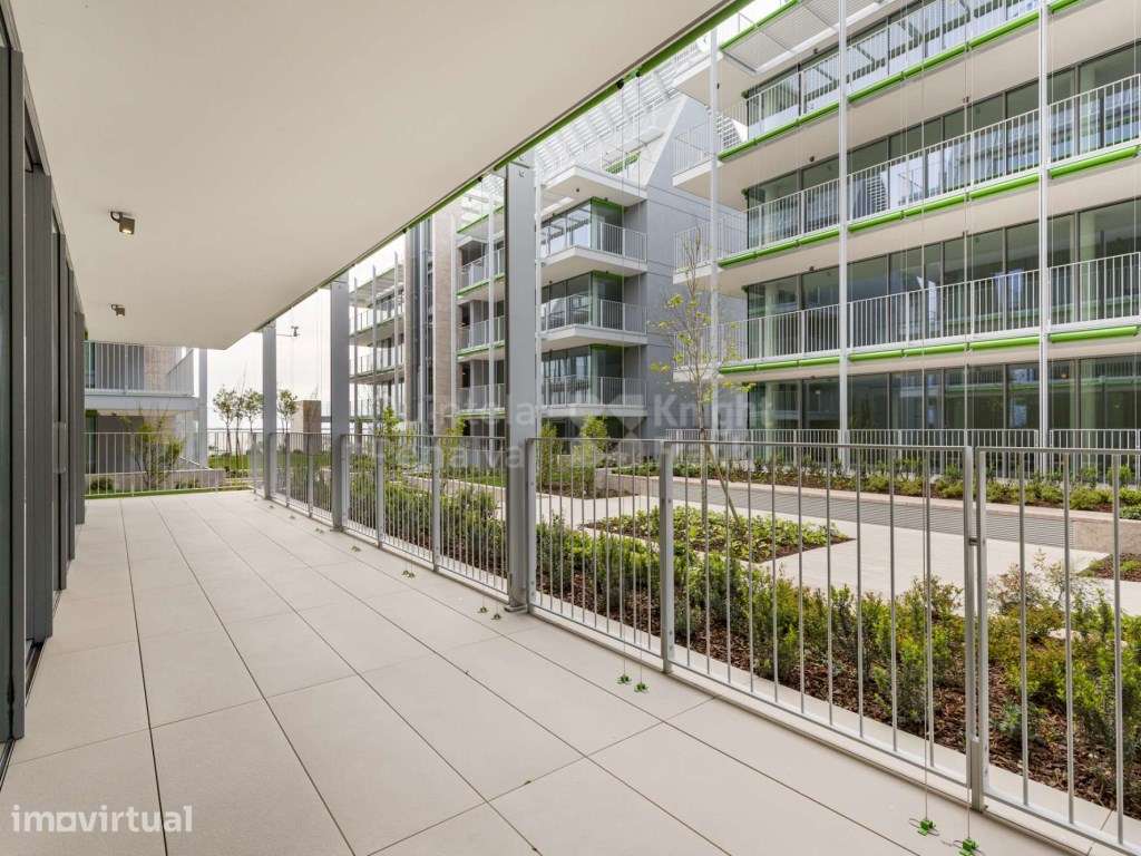 Apartamento T3 com varanda e estacionamento, Braço de Prata - Grande imagem: 5/23