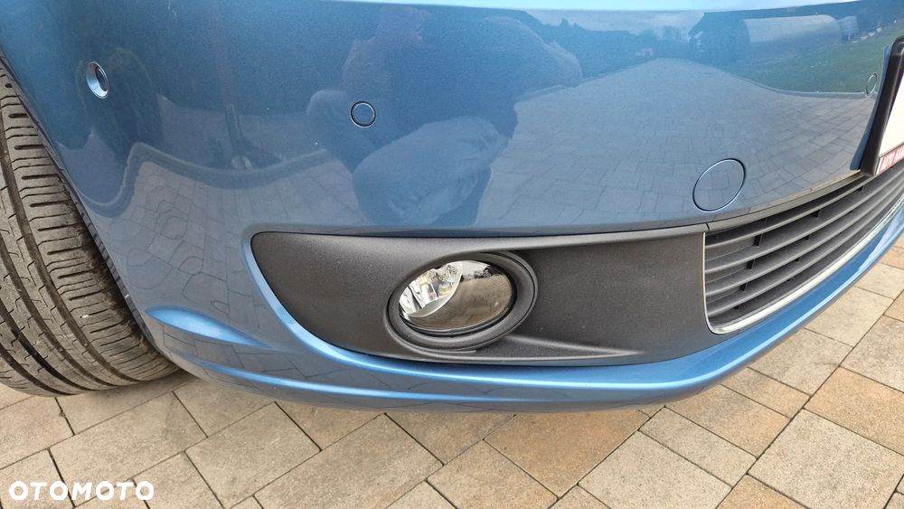 Volkswagen Touran 1.6 TDI DPF Highline - 26