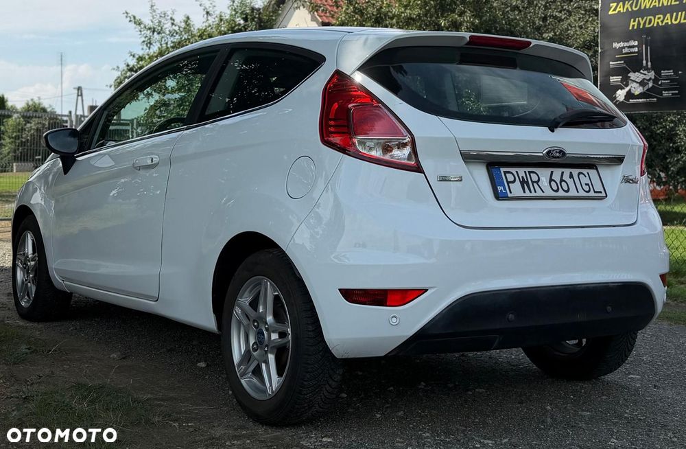 Ford Fiesta 1.0 EcoBoost Titanium - 9