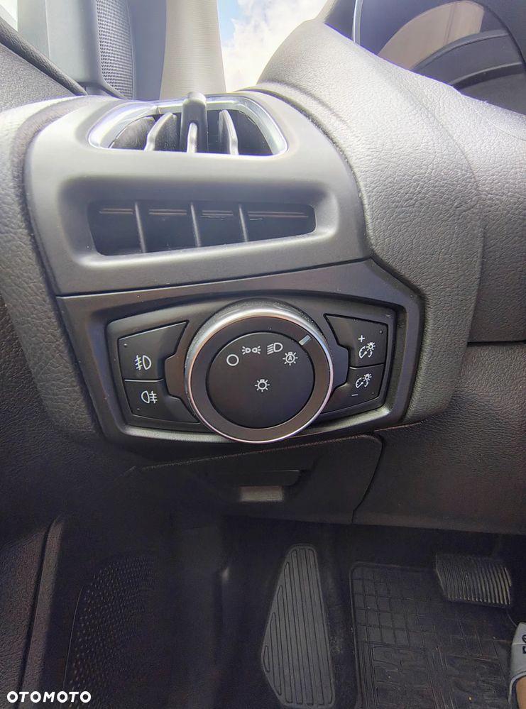 Ford Focus 1.5 EcoBoost Titanium ASS PowerShift - 18