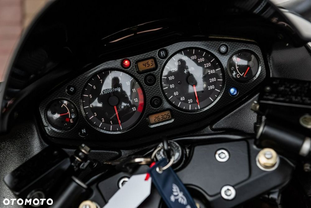 Suzuki Hayabusa - 8