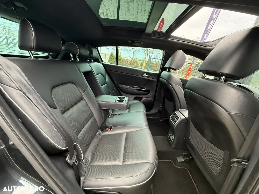 Kia Sportage - 8