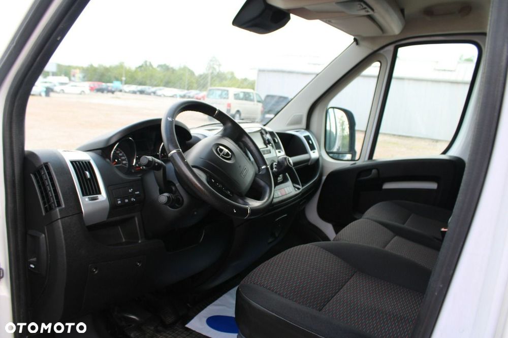 Opel Movano - 10
