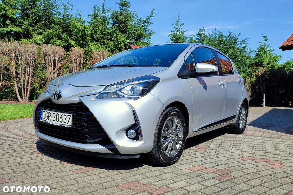 Toyota Yaris 1.0 Premium - 36
