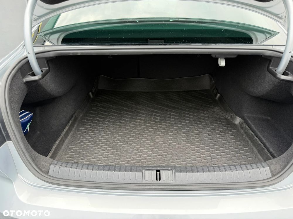 Volkswagen Passat 2.0 TDI EVO Essence - 27