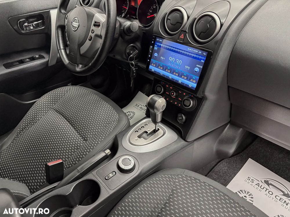 Nissan Qashqai 2.0 dCi DPF 4x4 Aut I-Way - 16
