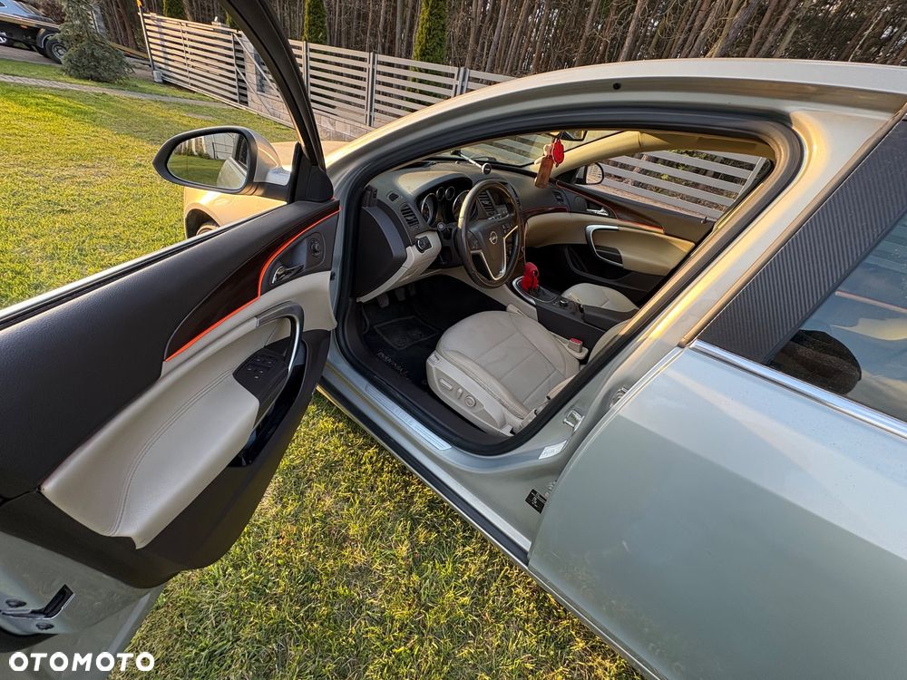 Opel Insignia 2.0 T Cosmo 4x4 - 6