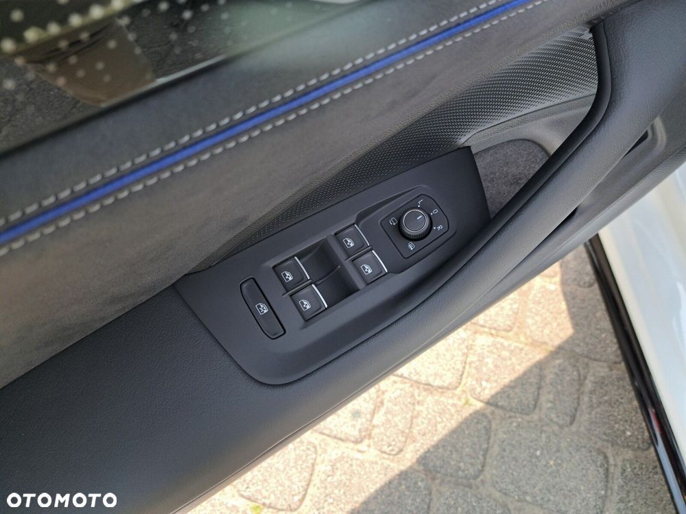 Volkswagen Passat - 15