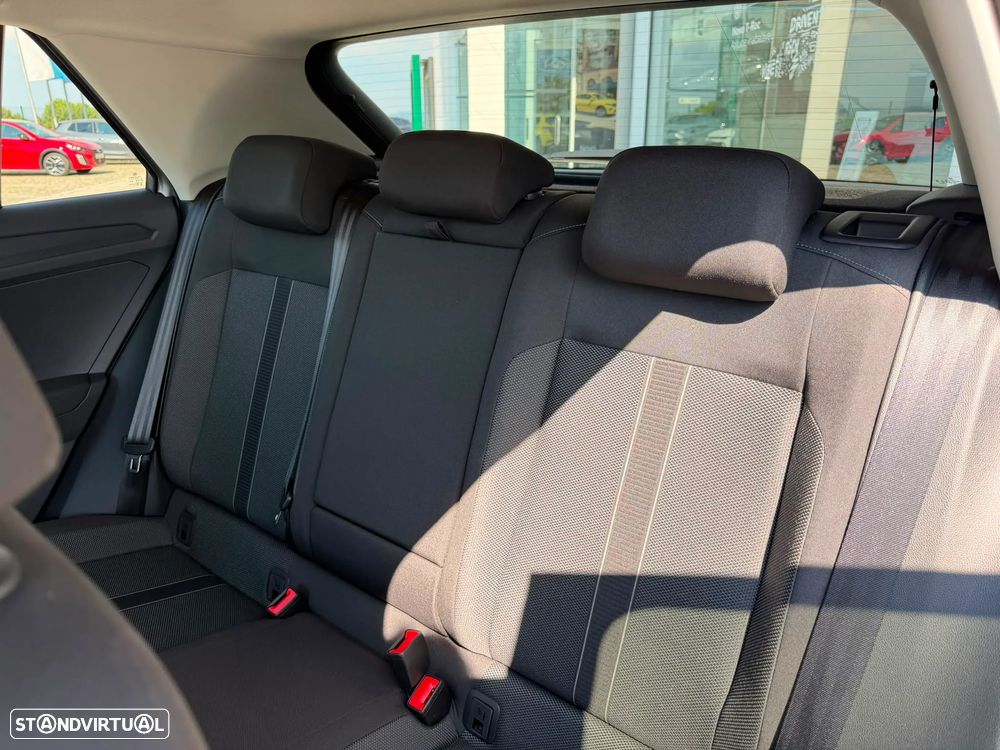 VW T-Roc 1.5 TSI Urban DSG - 15