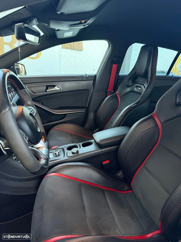 Mercedes-Benz CLA 45 AMG 4Matic 7G-DCT - 21