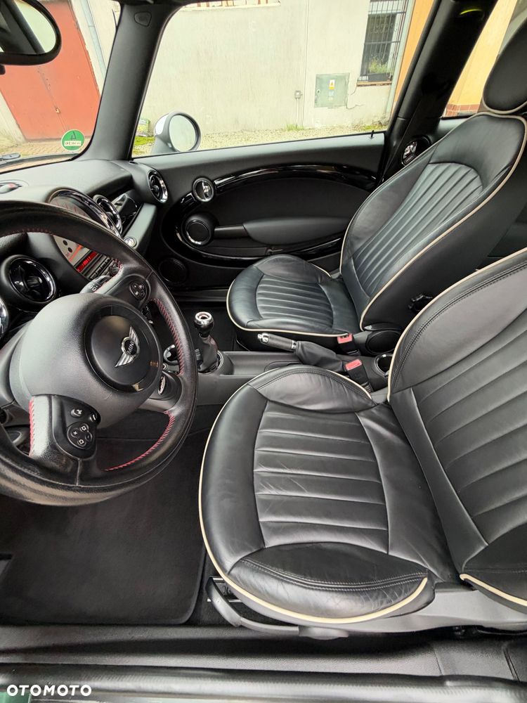 MINI Clubman Cooper D - 21