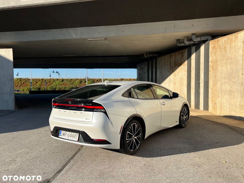 Toyota Prius - 5