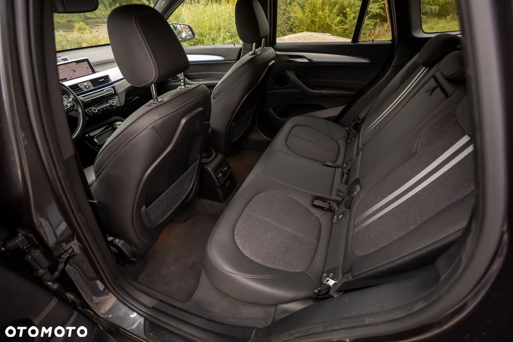 BMW X1 - 26