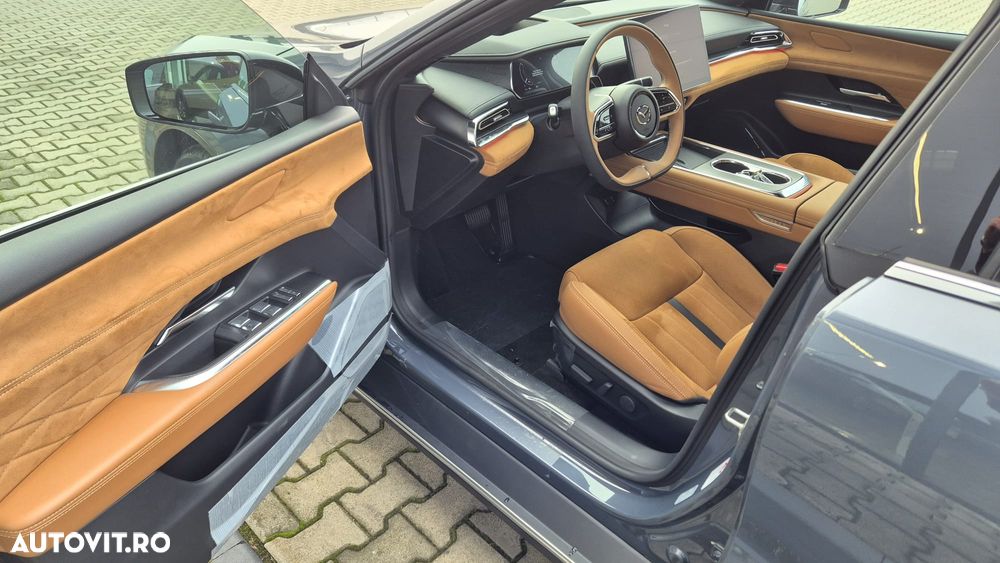 Mazda 6e EV Long Range Takumi Plus - 10