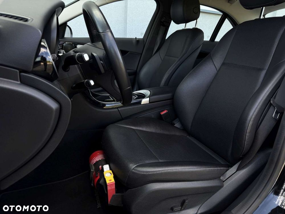 Mercedes-Benz Klasa C 160 Business Edition 9G-TRONIC - 19