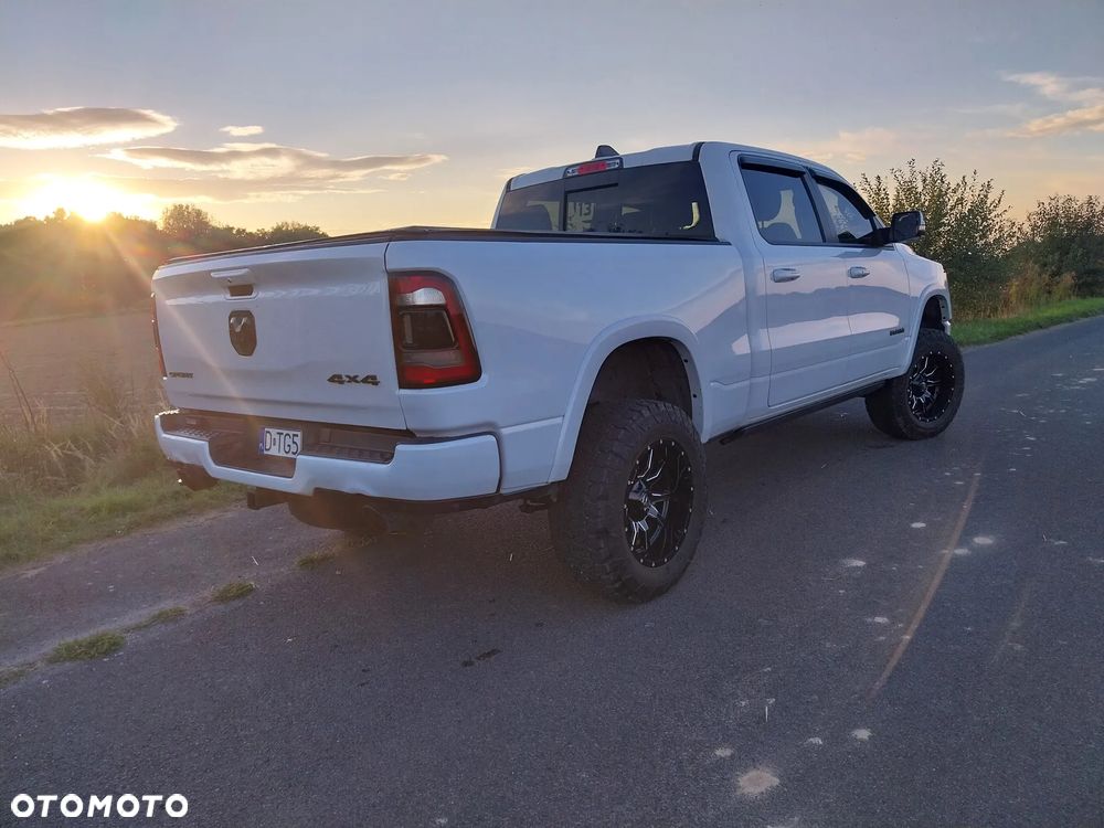 Dodge RAM 5.7 4x4 - 5