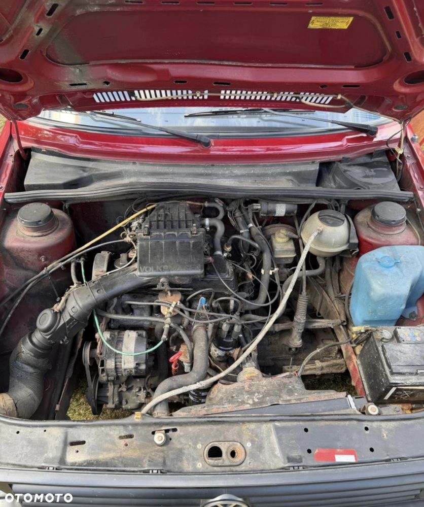 Volkswagen Golf 1.6 - 13