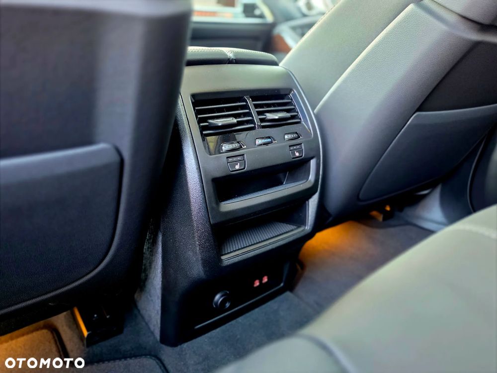 BMW X5 xDrive40d mHEV sport - 35