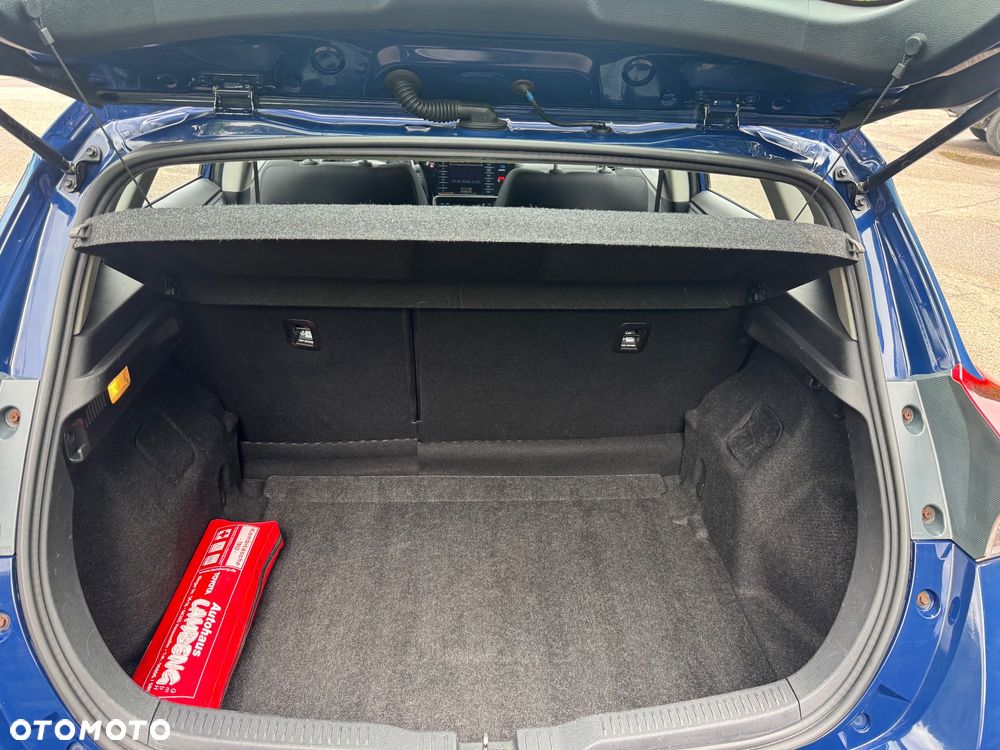 Toyota Auris 1.33 Dual-VVT-i Design Edition - 19