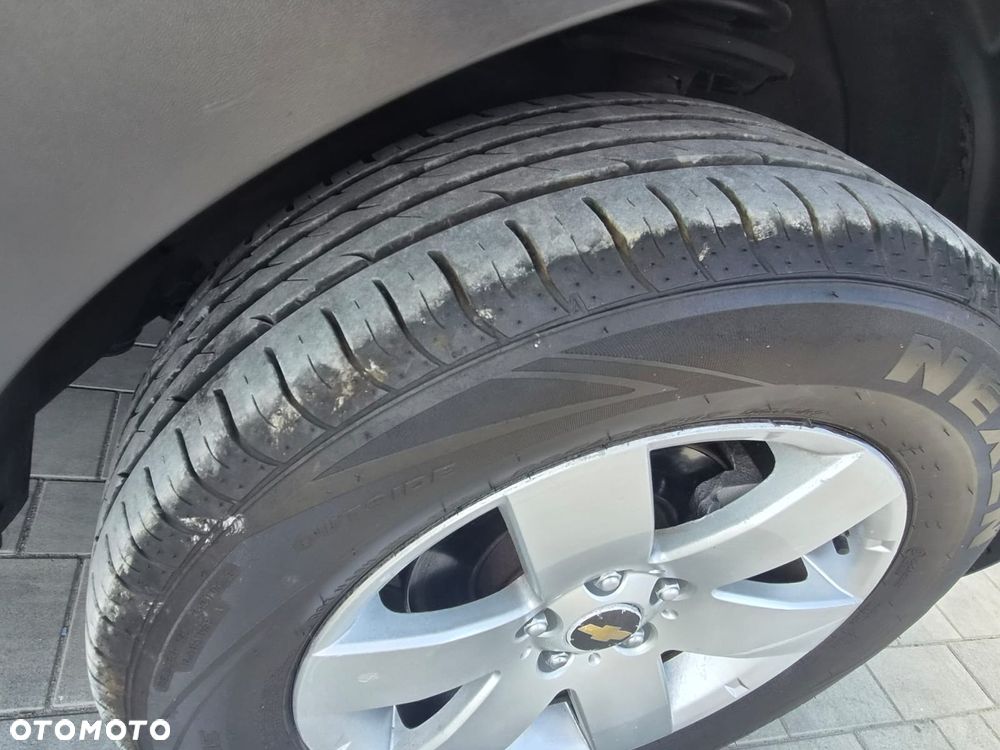 Chevrolet Captiva 2.4 4WD 7 Sitzer LT - 23