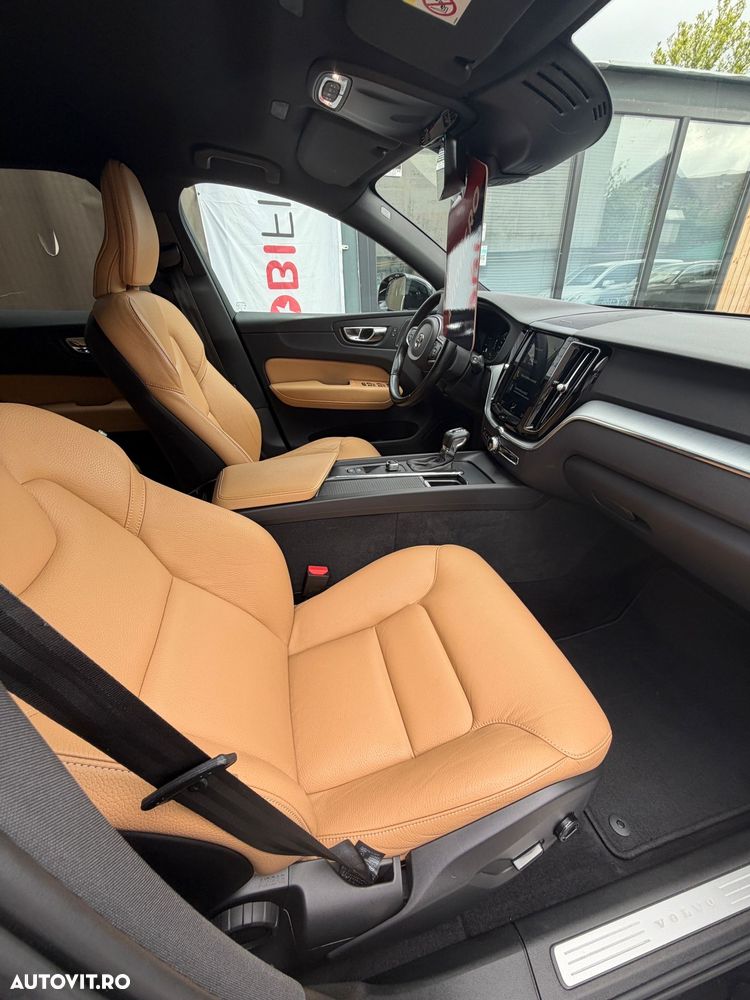Volvo XC 60 D4 AWD Momentum - 9