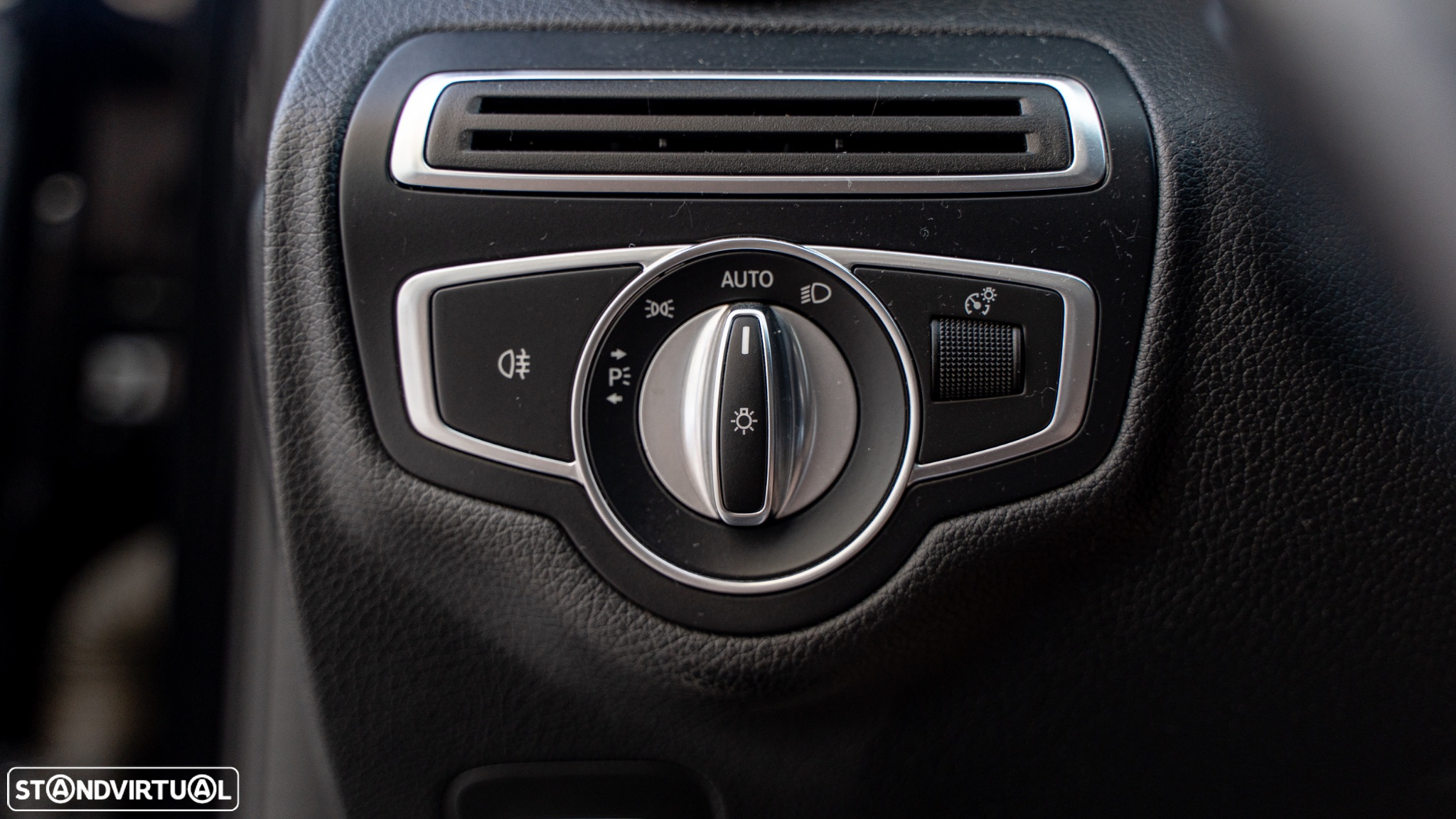 Mercedes-Benz C 200 d Station 7G-TRONIC AMG Line - 25