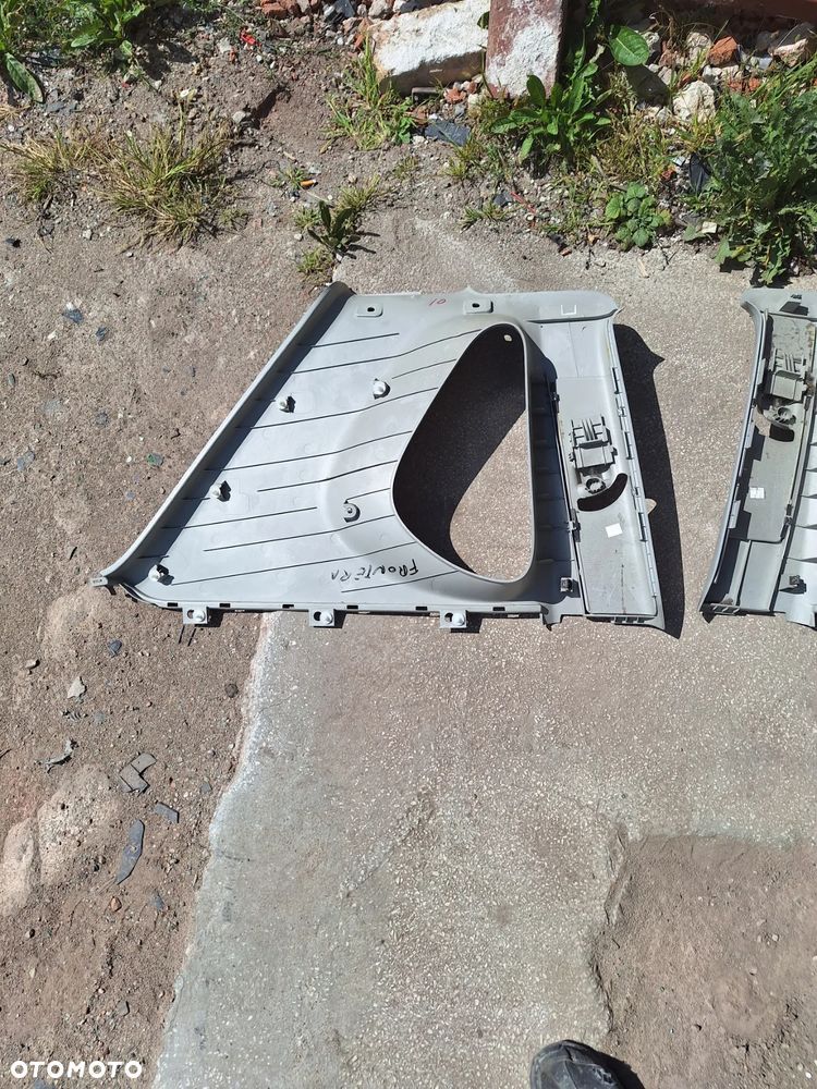 FRONTERA B 3d osłona  słupka lewa lub prawa - 2