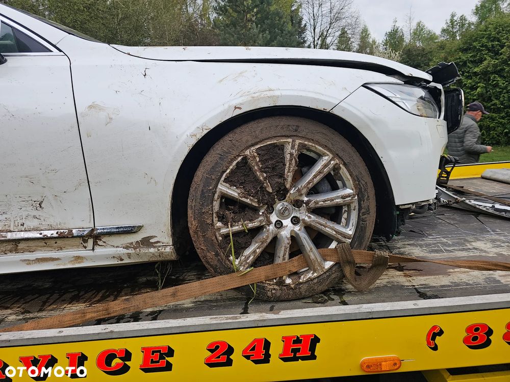 Volvo S90 - 12