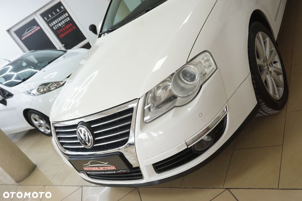 Volkswagen Passat Variant 2.0 TDI DSG Highline - 12