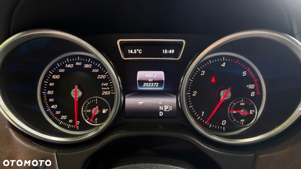 Mercedes-Benz GLE 350 d 4-Matic - 36
