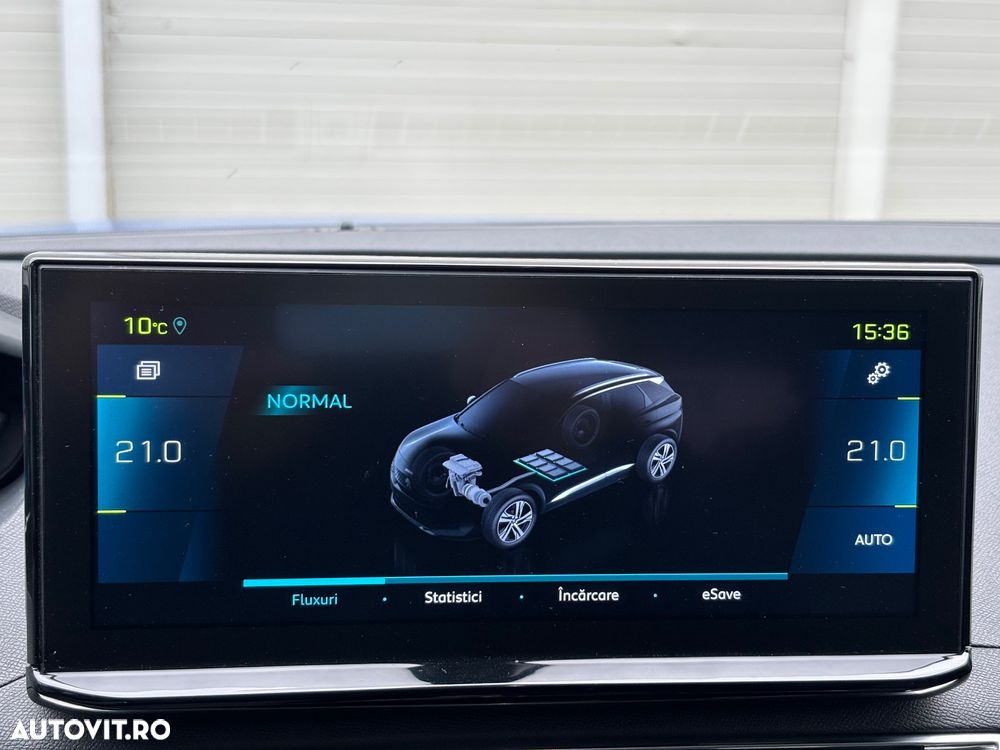 Peugeot 3008 225 e-EAT8 Allure Pack - 32