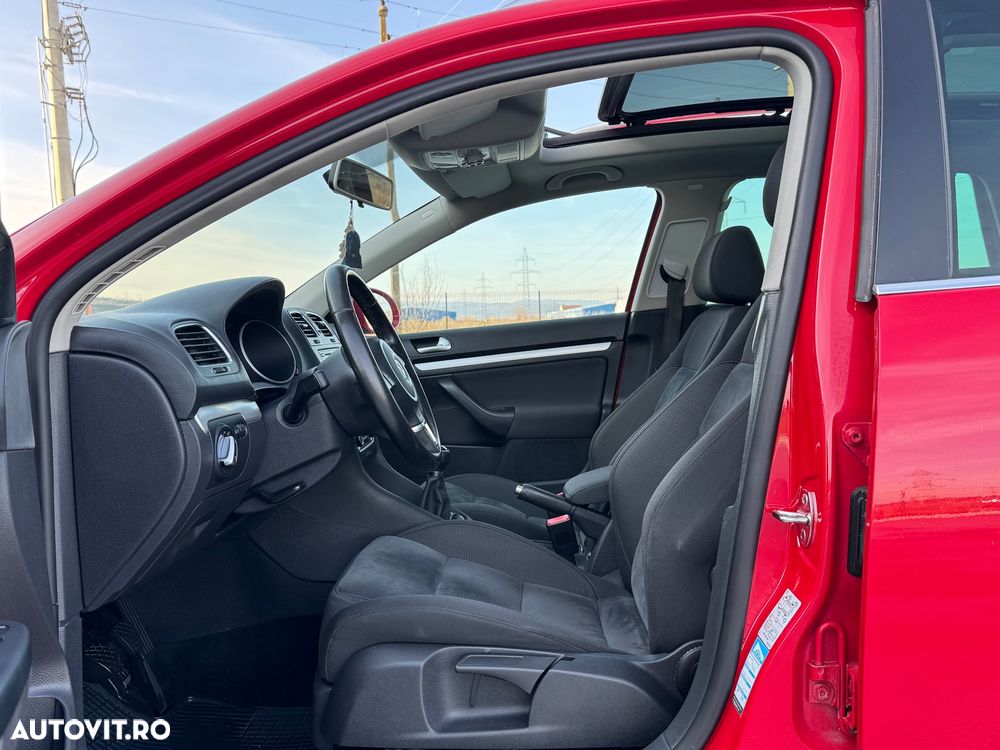 Volkswagen Golf Variant 2.0 TDI DPF Highline - 4