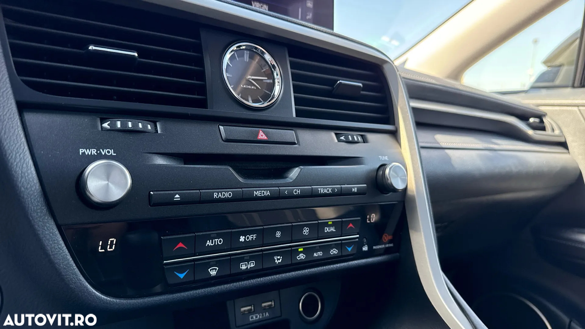 Lexus Seria RX 450h AWD Executive Plus Sunroof - 32