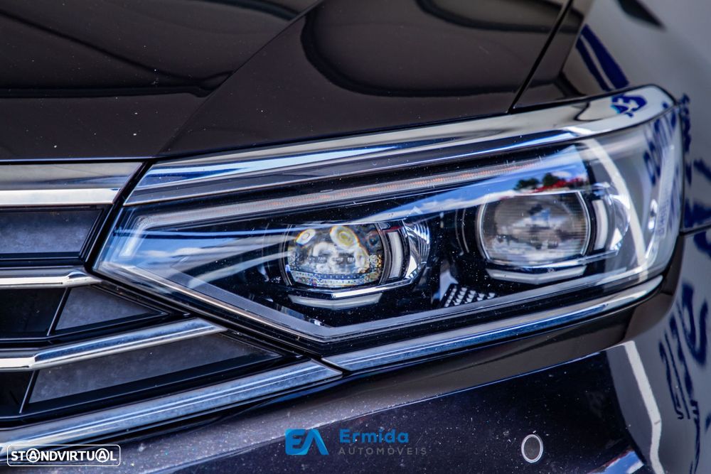 VW Passat Variant - 9