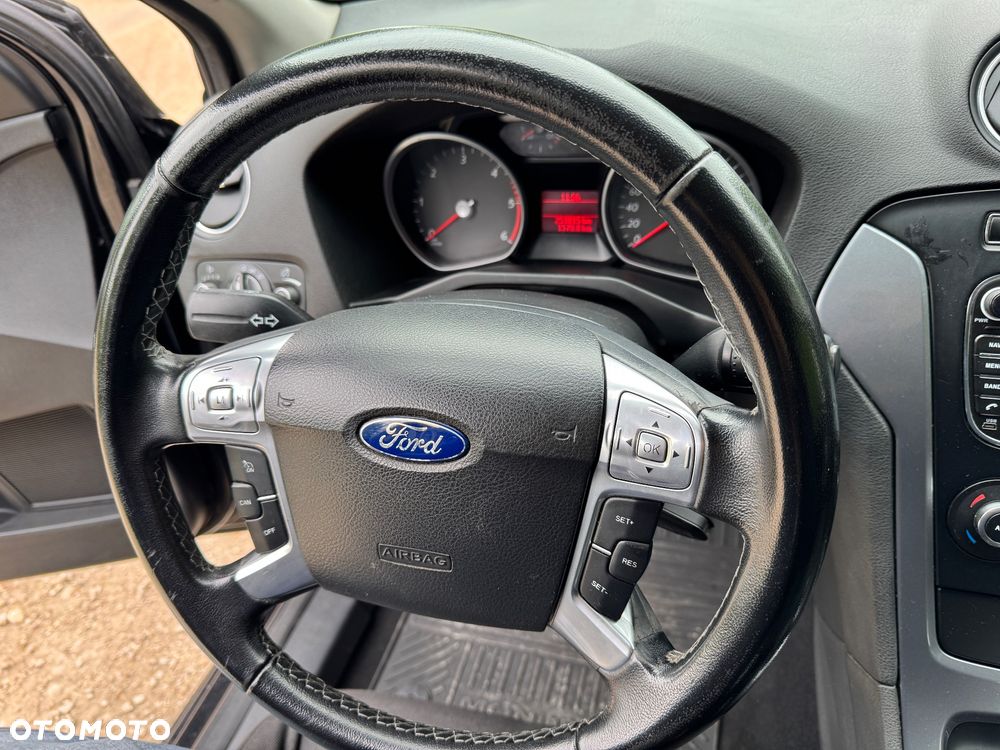 Ford Mondeo 2.0 TDCi Trend - 16