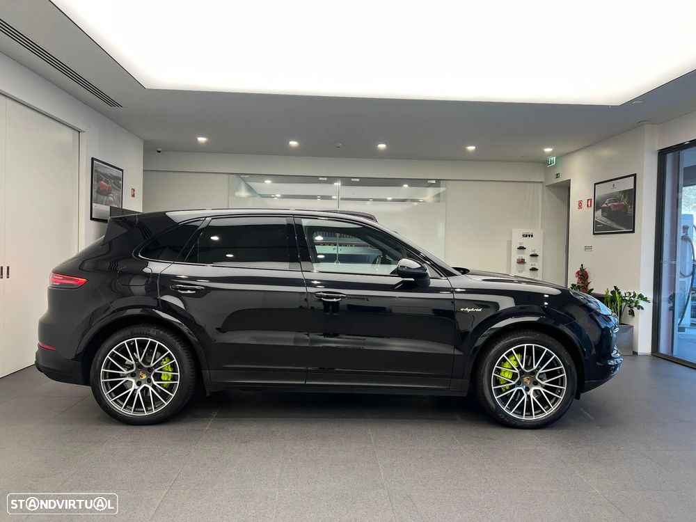 Porsche Cayenne - 10