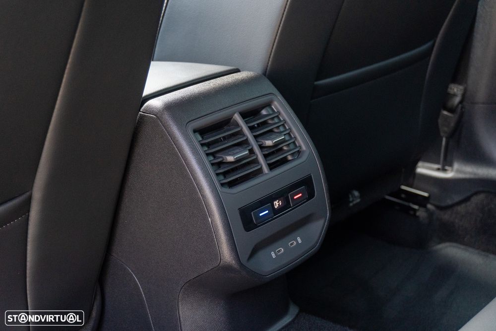 Cupra Leon 1.4 e-Hybrid VZ DSG - 28