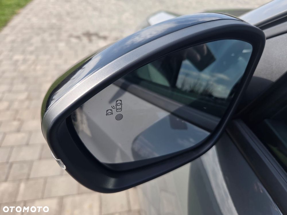 Peugeot 208 PureTech 100 Allure Pack - 22