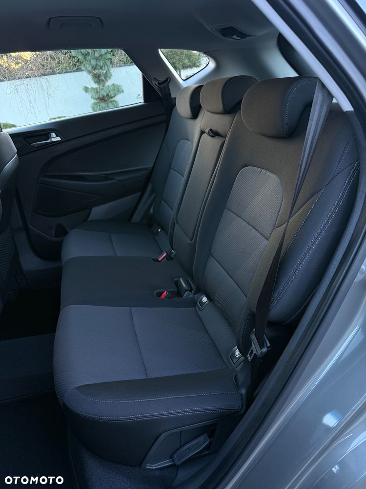 Hyundai Tucson 1.6 GDi 2WD Select - 27