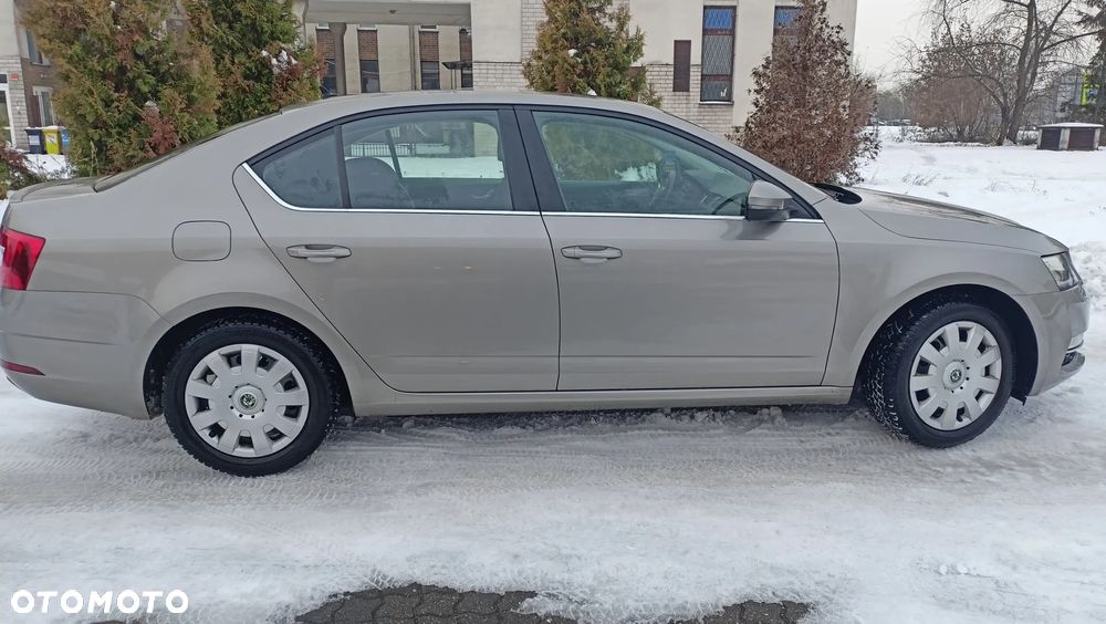 Skoda Octavia 1.5 TSI GPF ACT Style - 6