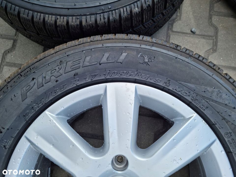 CAŁE KOŁA VW 235/65R17 PIRELLI  FELGA 7P6601025 - 5