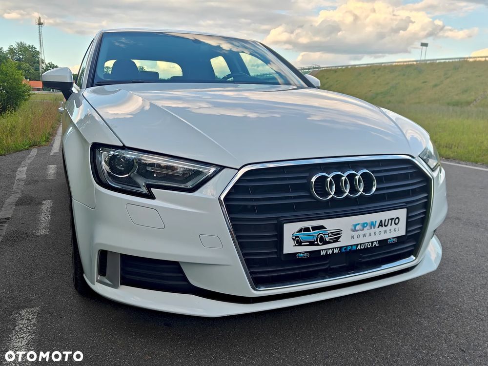 Audi A3 Sportback - 16