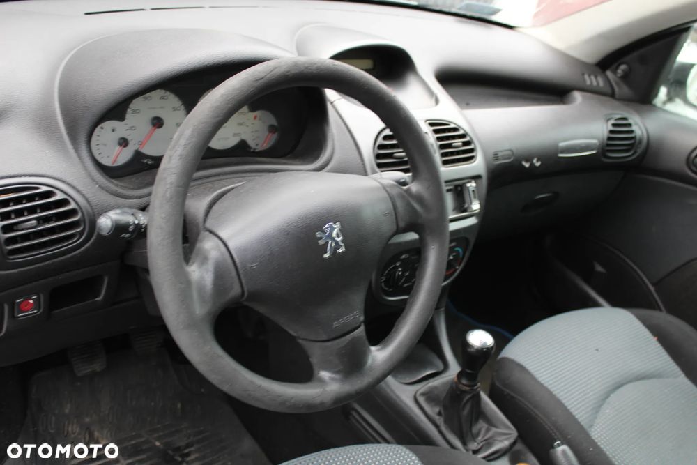 Peugeot 206 - 7