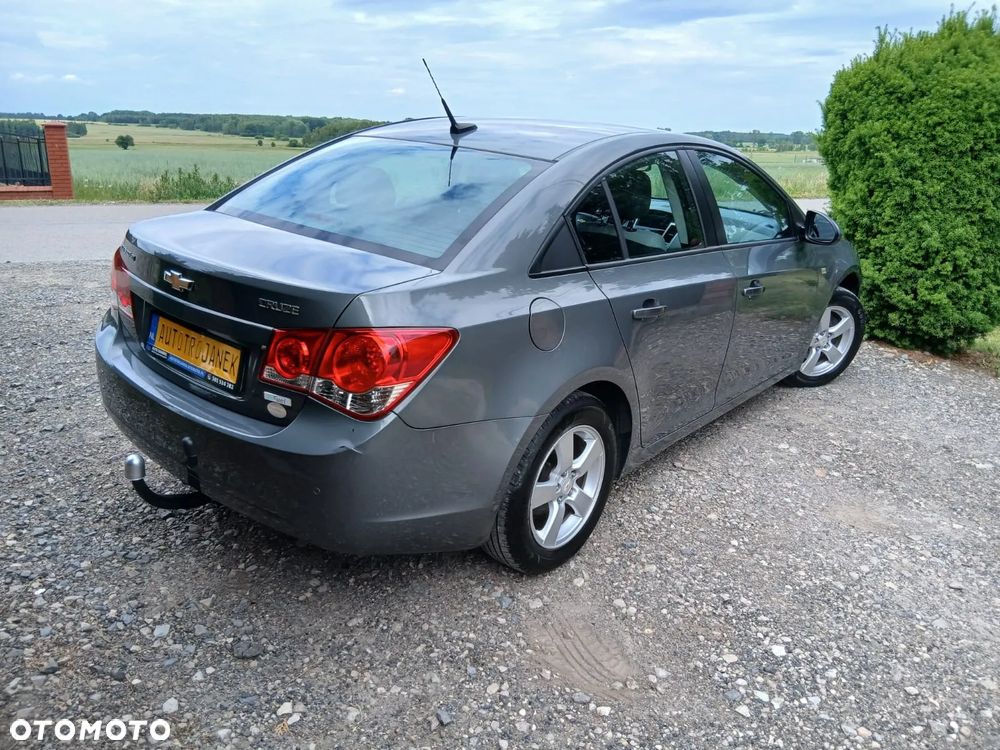 Chevrolet Cruze 1.8 LT+ - 6
