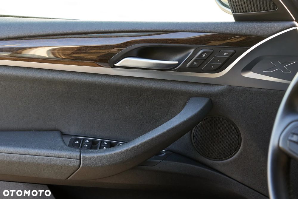 BMW X3 xDrive30i xLine - 11